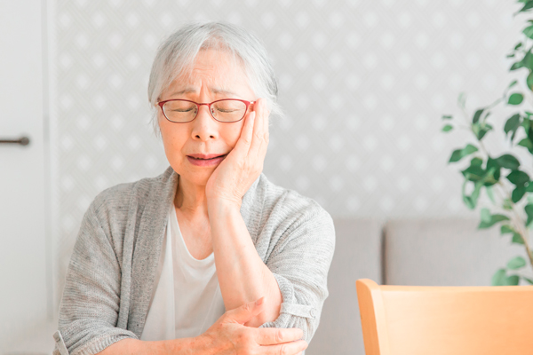歯が抜けてしまった、歯が無い